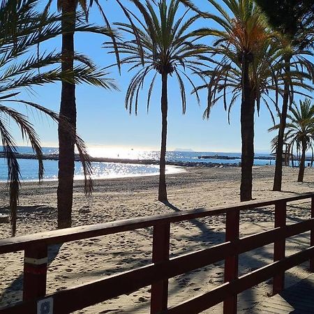 Estepona Port Beachside Apartment - Marina Bay Eksteriør billede